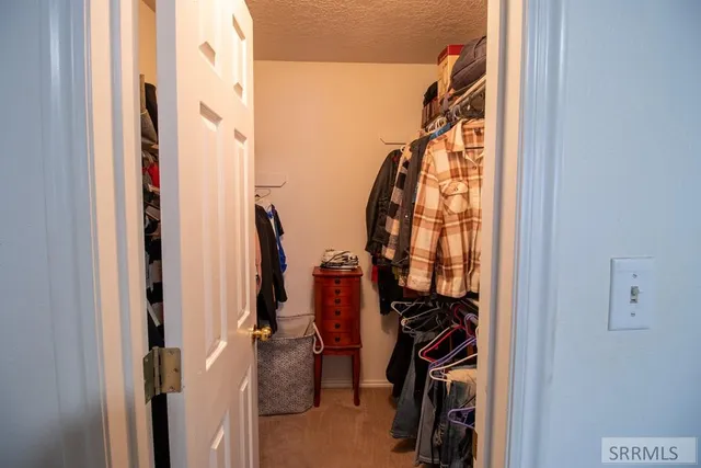 $392,500 | 290 Donna Drive, Idaho Falls, ID 83402