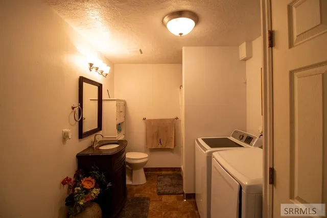 $392,500 | 290 Donna Drive, Idaho Falls, ID 83402