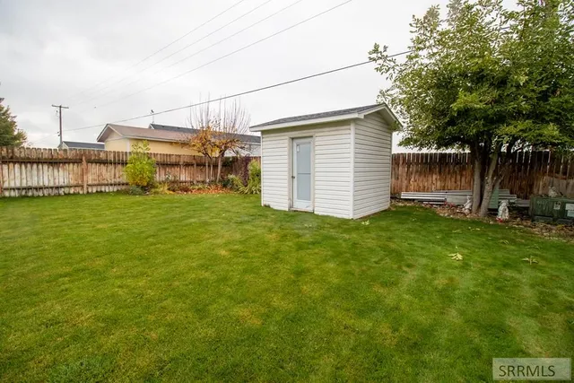 $392,500 | 290 Donna Drive, Idaho Falls, ID 83402