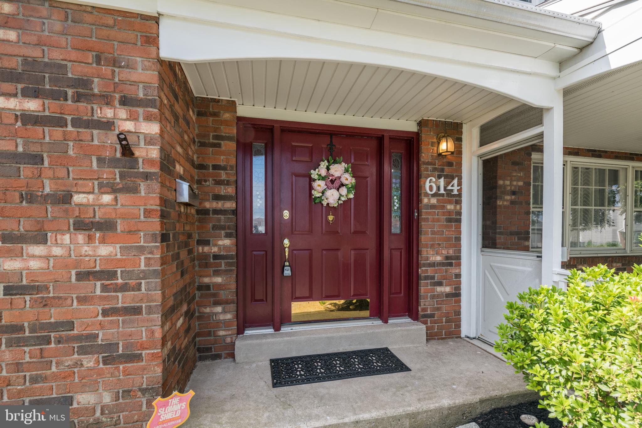 614 Warwick Road Fairless Hills, PA 19030 - Photo 3 of 35 Front door