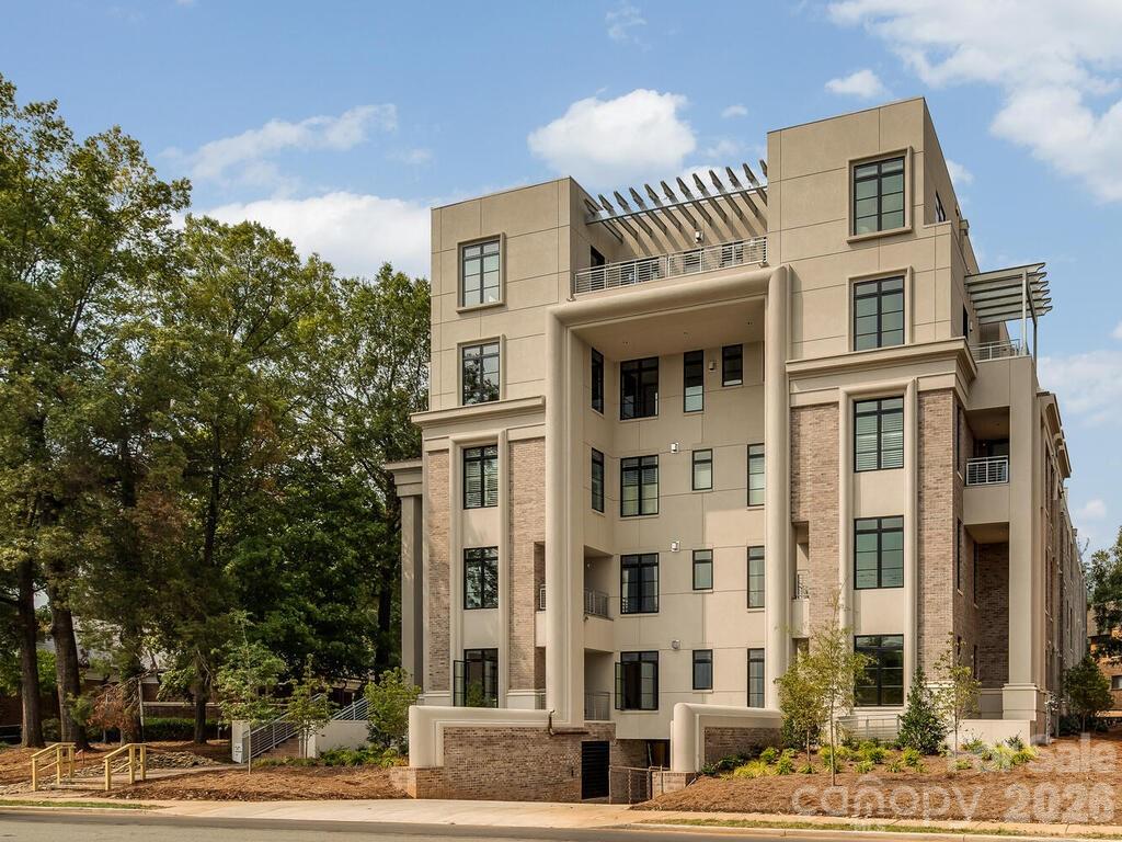 1333 Queens Road, Unit D1 Charlotte, NC 28207 - Photo 2 of 15