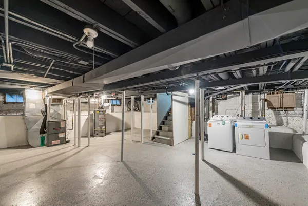 $259,900 | 3020 Ezekiel Avenue, Zion, IL 60099