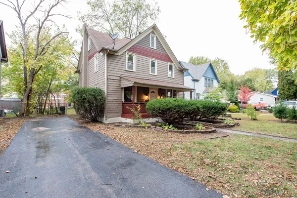 $259,900 | 3020 Ezekiel Avenue, Zion, IL 60099