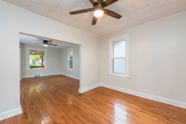 $259,900 | 3020 Ezekiel Avenue, Zion, IL 60099