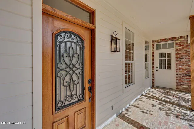 $490,000 | 138 Sunflower Road, Madison, MS 39110