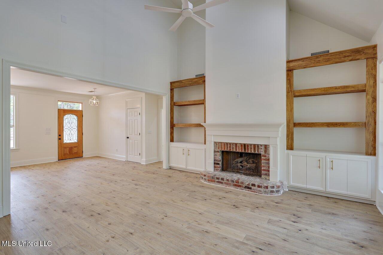 138 Sunflower Road Madison, MS 39110 - Photo 6 of 86 138 Sunflower Rd 7