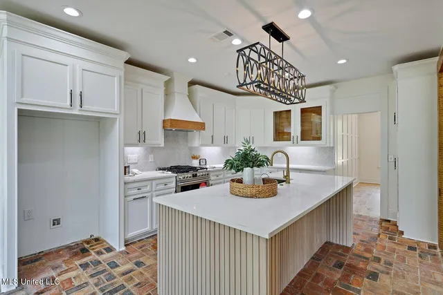 $490,000 | 138 Sunflower Road, Madison, MS 39110