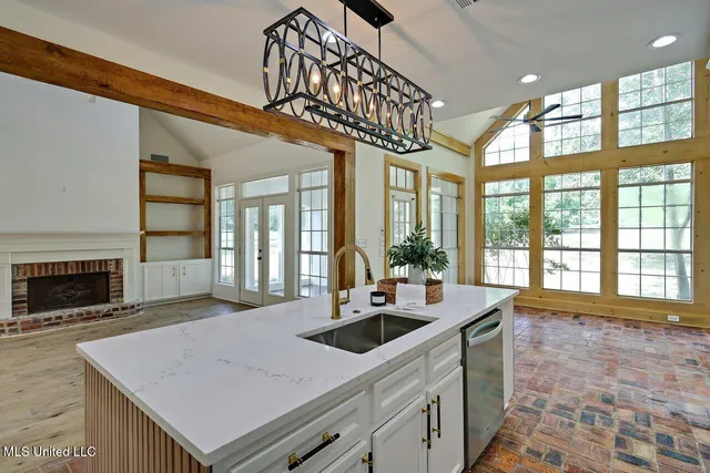 $490,000 | 138 Sunflower Road, Madison, MS 39110