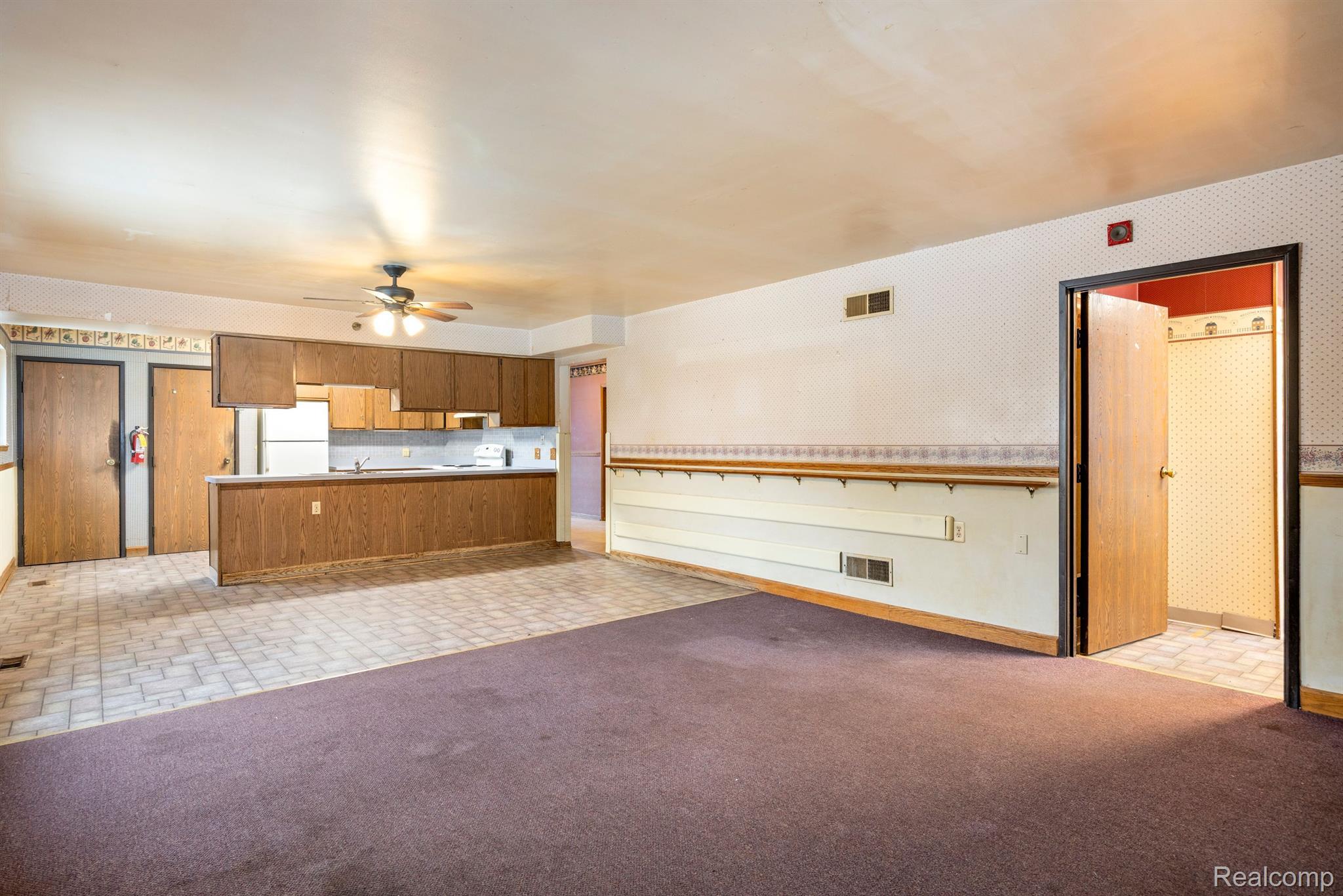 15505 Hoeft Road Belleville, MI 48111 - Photo 6 of 21 Gallery Image 6