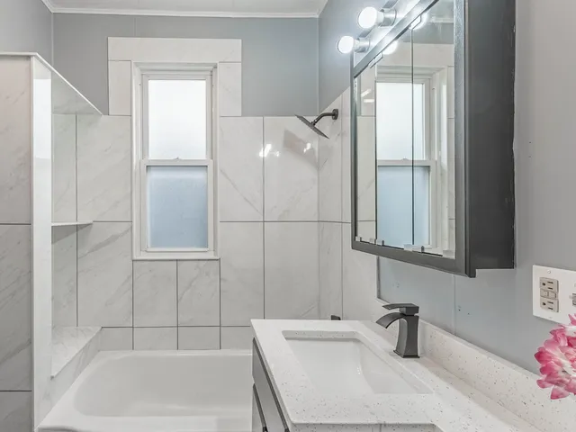 $195,000 | 7041 South Throop Street, Chicago, IL 60636