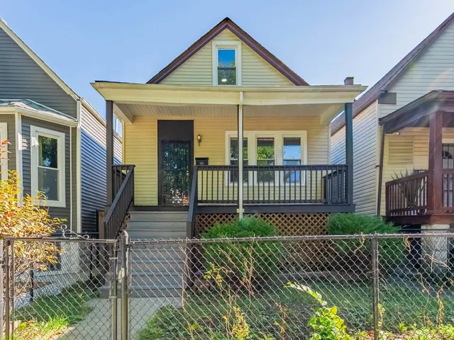 $195,000 | 7041 South Throop Street, Chicago, IL 60636
