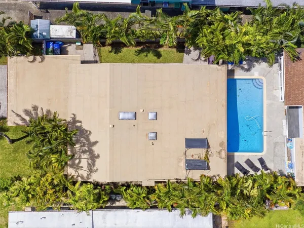 $2,450,000 | 952 Holoholo Street, Kailua, HI 96734