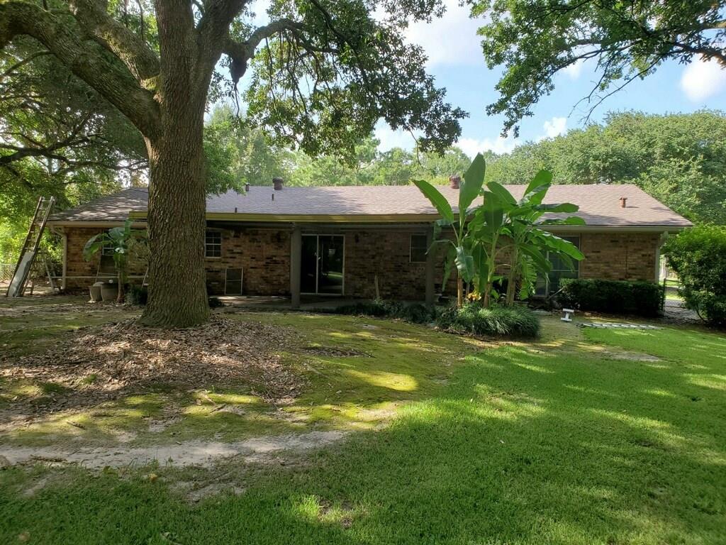 1865 Pinewood Road Lake Charles, LA 70611 - Photo 4 of 13 Gallery Image 4
