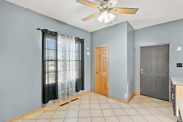 $180,000 | 1315 Pershing Boulevard, Clinton, IA 52732