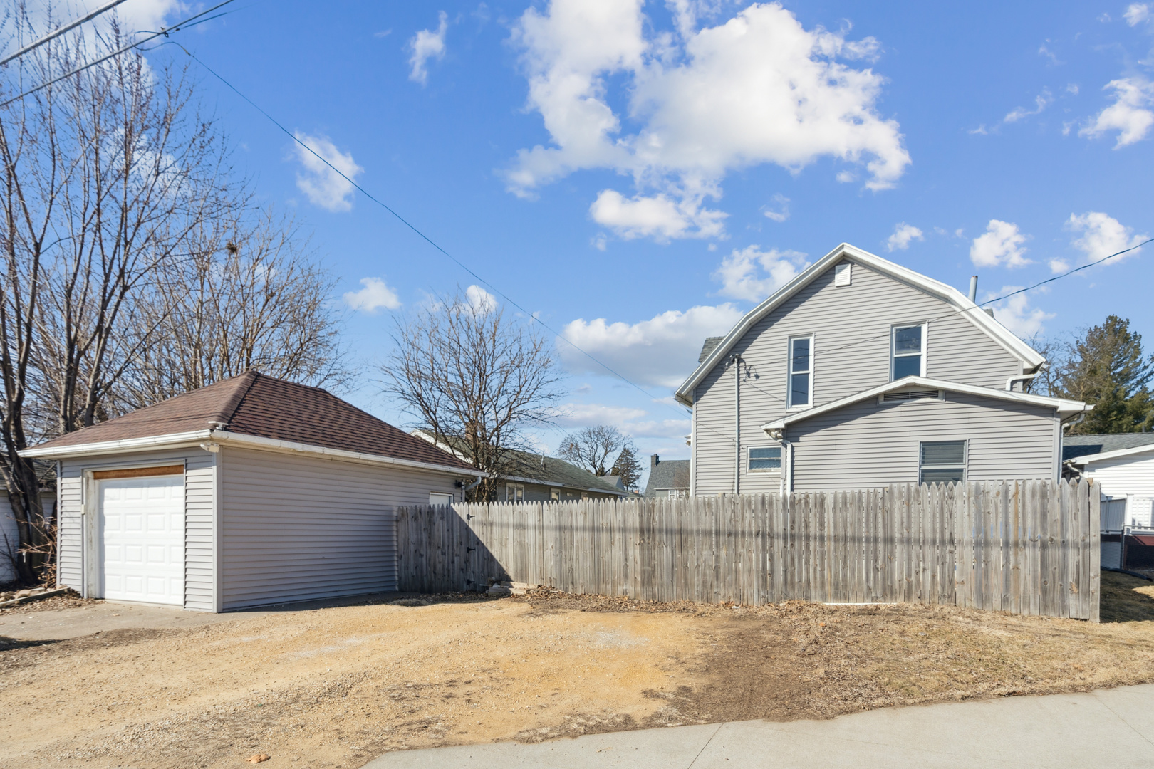 1315 Pershing Boulevard Clinton, IA 52732 - Photo 25 of 25