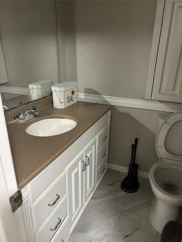 $2,000 | 2502 Colleen Drive, Pearland, TX 77581