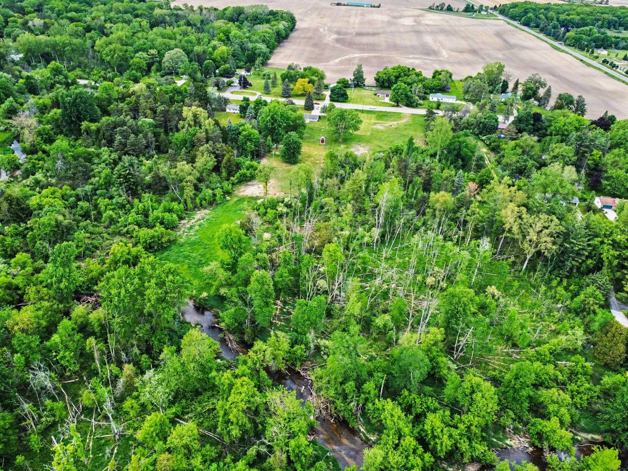 305 West Remus Road Mount Pleasant, MI 48858 - Photo 38 of 46 1946086-0b5344ed-e5c9-4d5d-87b2-7c7a9c5954ec.JPG