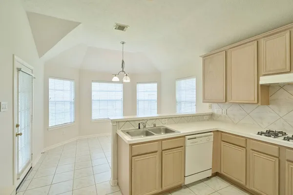 $365,000 | 12318 Georgetown Park Drive, Houston, TX 77058