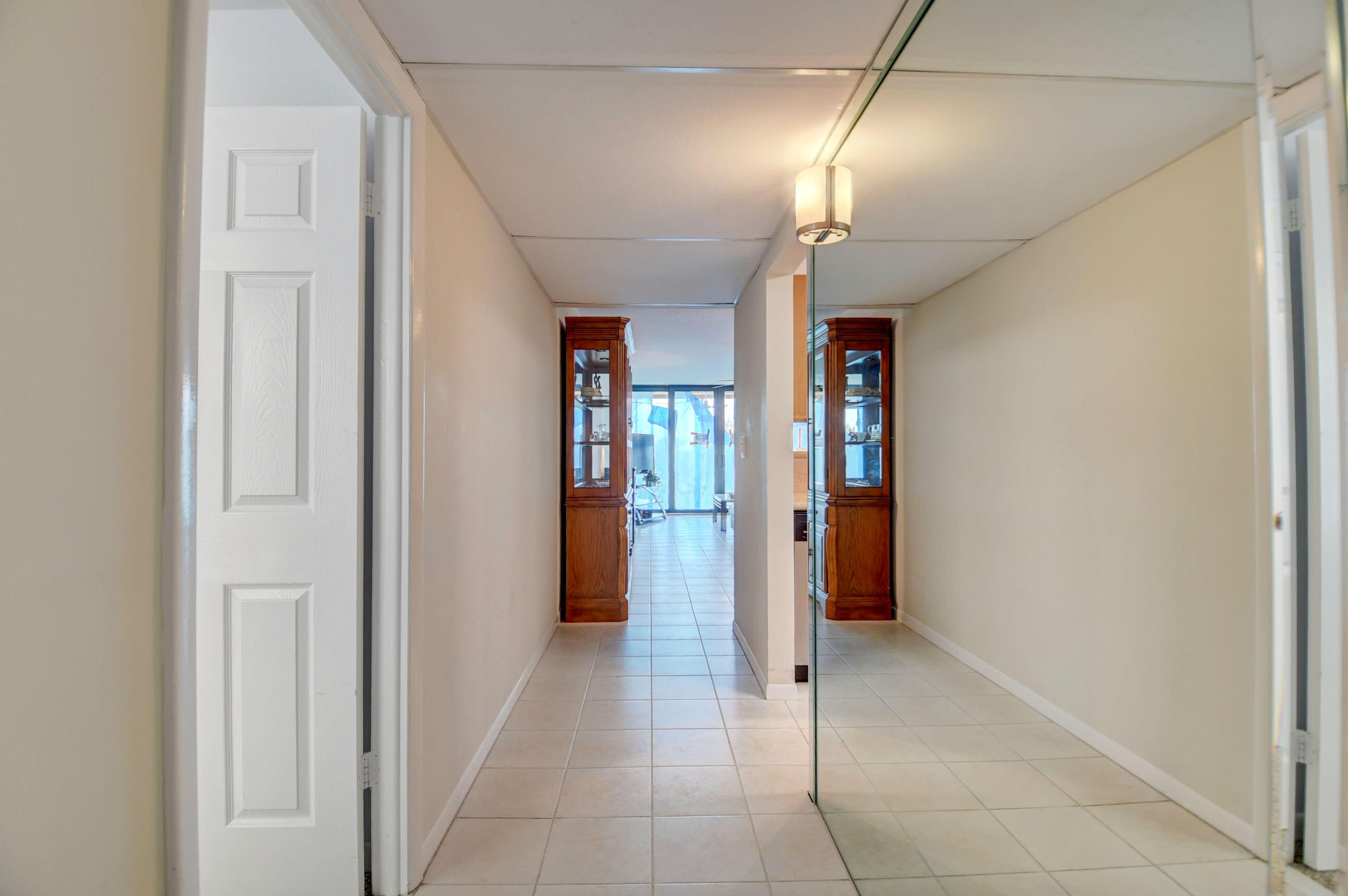 13 Royal Palm Way, Unit 401 Boca Raton, FL 33432 - Photo 5 of 30 17_dsc_3976_77_78_79_80