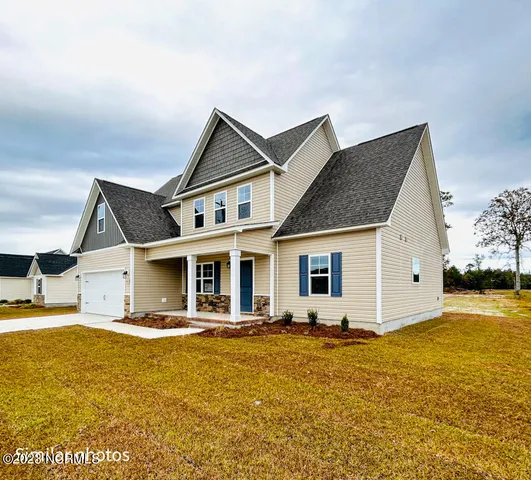 $335,900 | 205 Megan's Field Place, Richlands, NC 28574