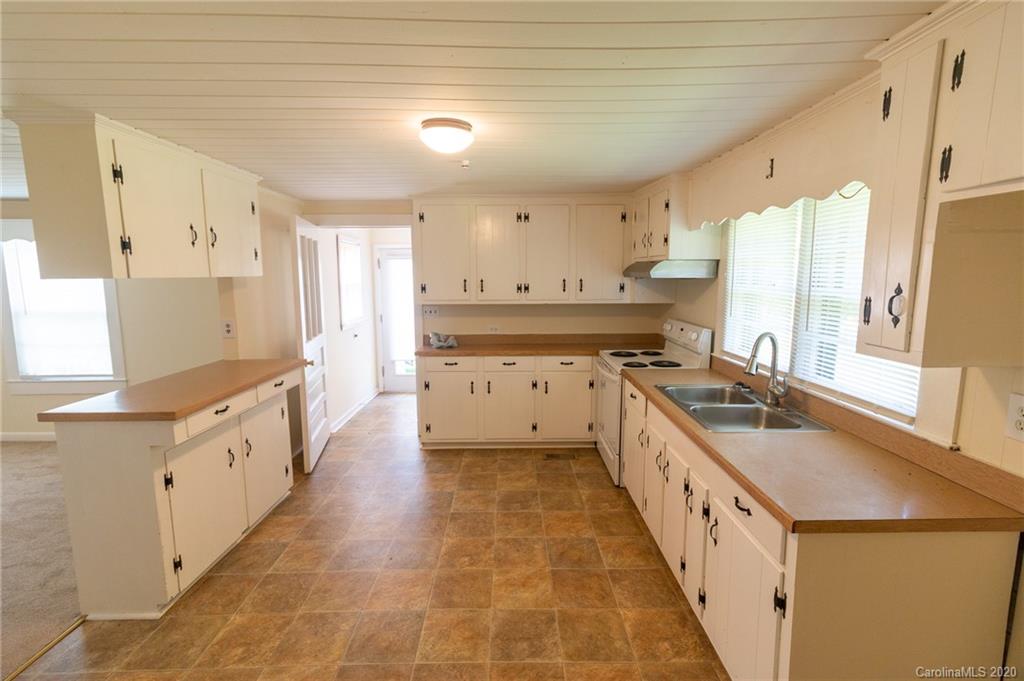 166 West North Corner Road Lancaster, SC 29720 - Photo 21 of 29