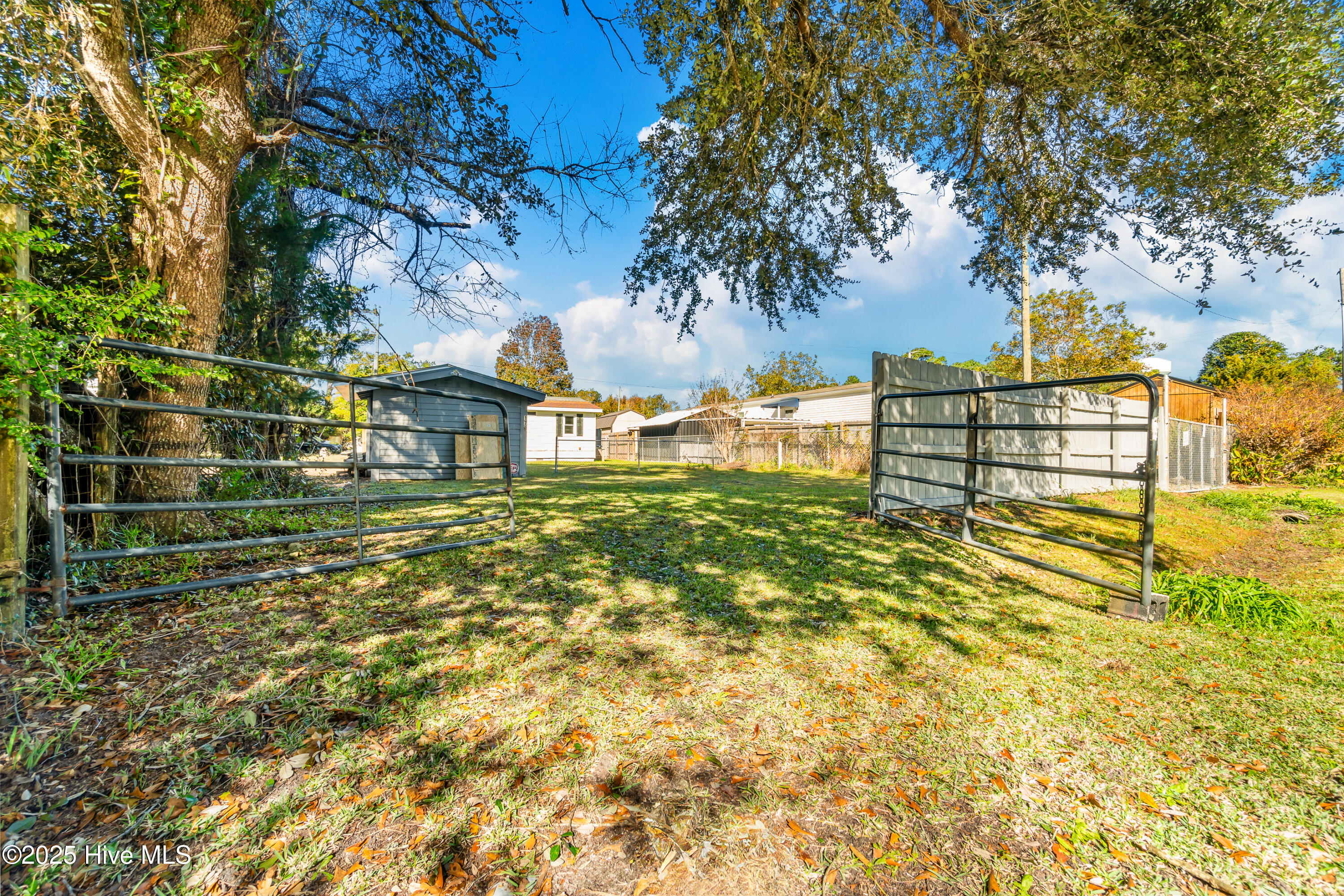 178 Arthur Farm Road Morehead City, NC 28557 - Photo 8 of 16 Double Gate Rear Entrance
