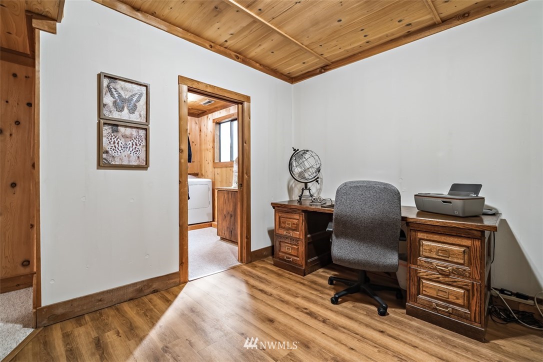 21004 28th Avenue Southeast Bothell, WA 98021 - Photo 21 of 24