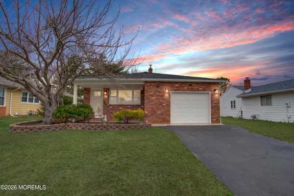 $435,000 | 9 Port Royal Drive, Toms River, NJ 08757