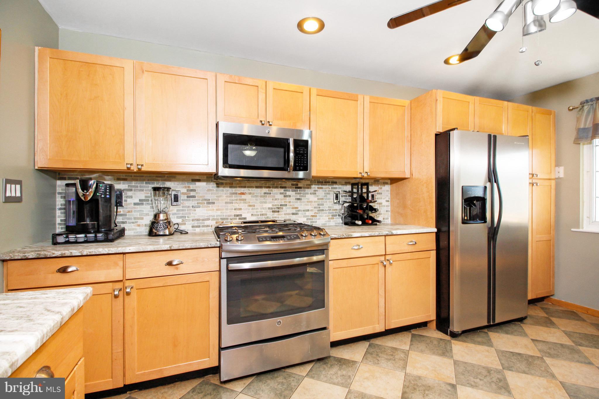 150 Canterbury Road Mount Laurel, NJ 08054 - Photo 24 of 33 Gallery Image 24