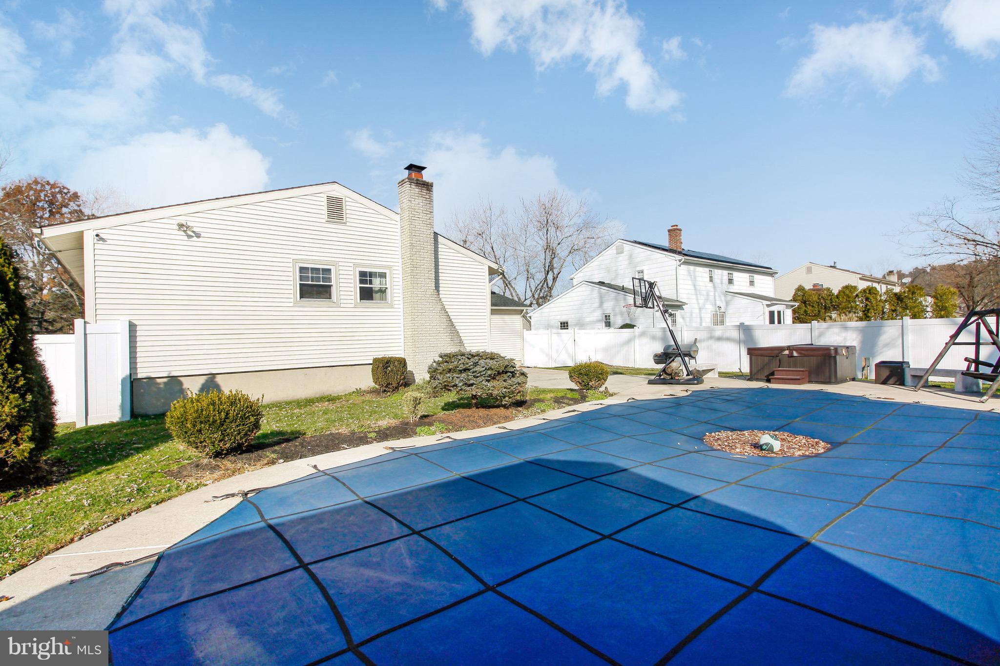 150 Canterbury Road Mount Laurel, NJ 08054 - Photo 4 of 33 Gallery Image 4