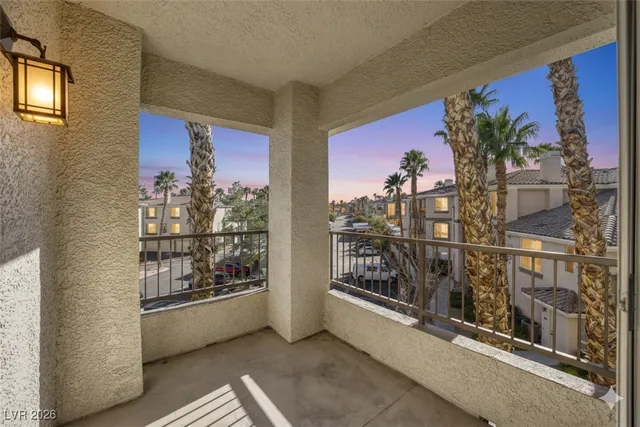 $195,000 | 7115 South Durango Drive, Unit 305, Las Vegas, NV 89113
