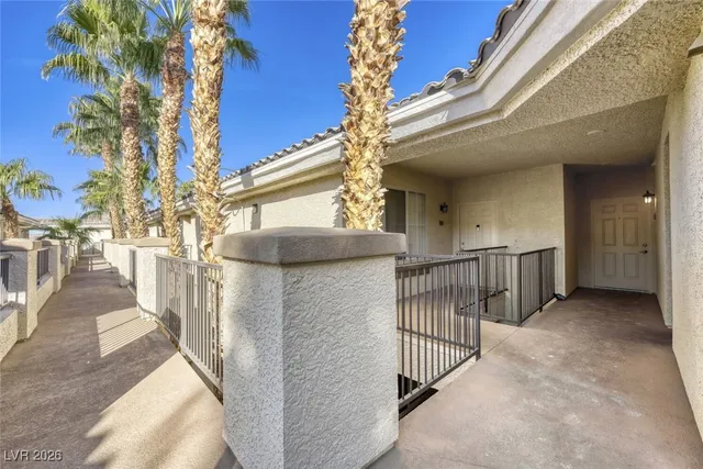 $195,000 | 7115 South Durango Drive, Unit 305, Las Vegas, NV 89113
