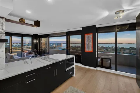 $1,295,000 | 5950 Pelican Bay Plaza South, Unit 2A, St. Petersburg, FL 33707