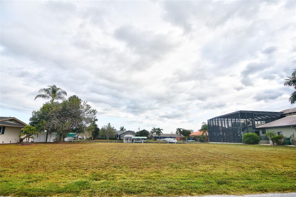 122 Graham Street Southwest Port Charlotte, FL 33952 - Photo 21 of 34