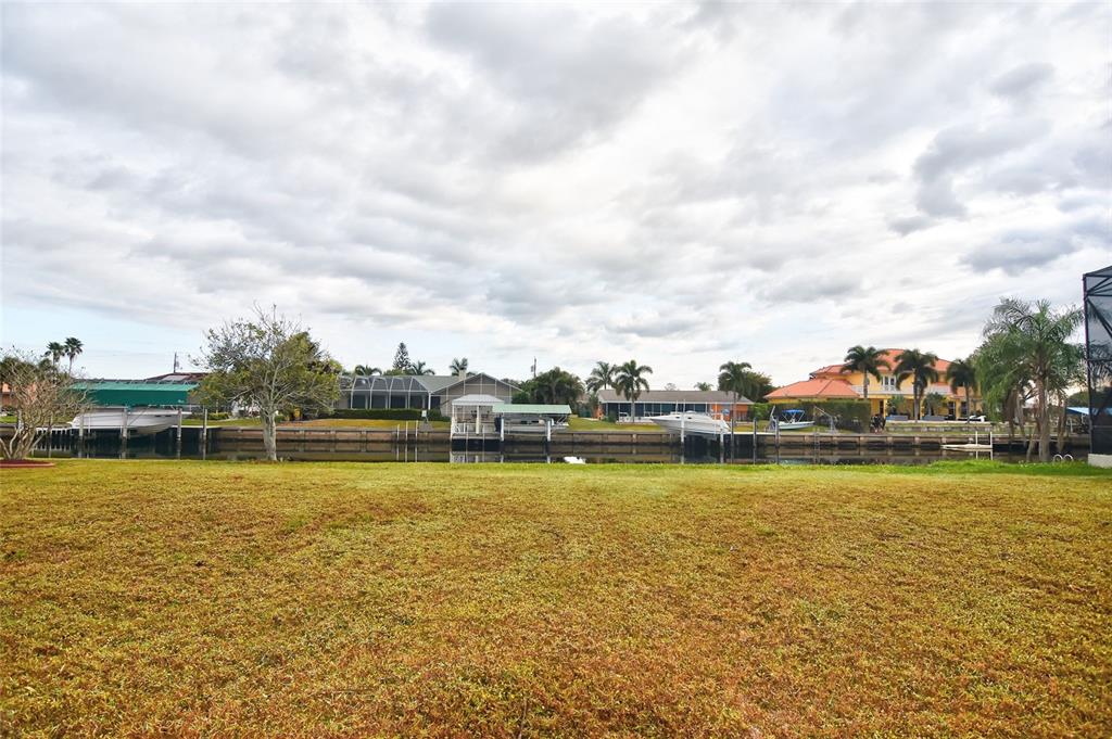 122 Graham Street Southwest Port Charlotte, FL 33952 - Photo 23 of 34