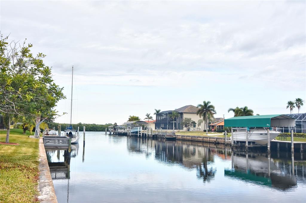 122 Graham Street Southwest Port Charlotte, FL 33952 - Photo 26 of 34