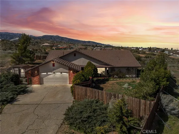 $440,800 | 8672 Sierra Vista Road, Phelan, CA 92371