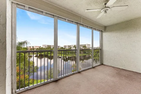 $206,500 | 2112 South Cypress Bend Drive, Unit 607, Pompano Beach, FL 33069