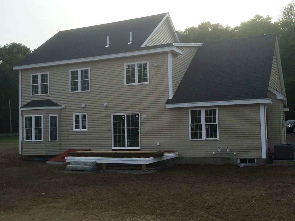 160 Gates Pond Road Berlin, MA 01503 - Photo 2 of 20