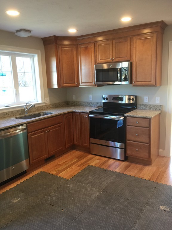 160 Gates Pond Road Berlin, MA 01503 - Photo 6 of 20