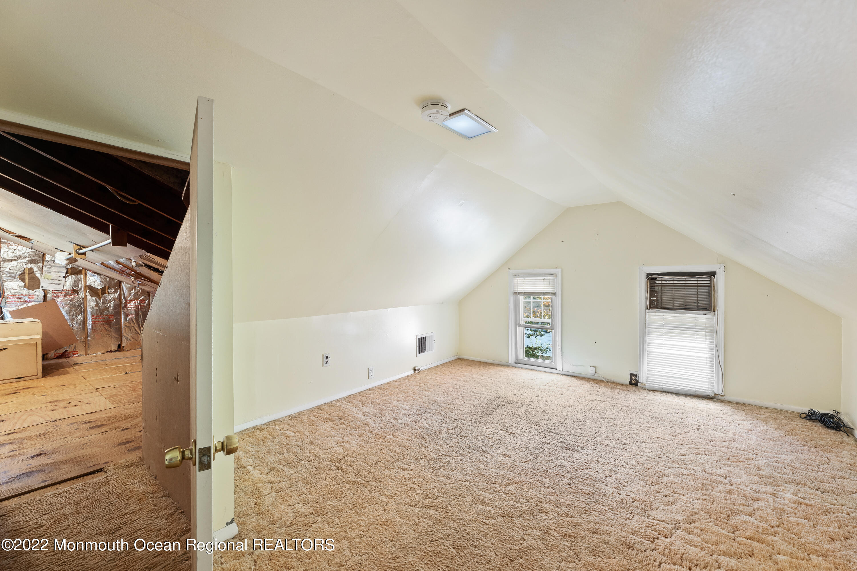 3 Oak Street Matawan, NJ 07747 - Photo 17 of 30 DEN
