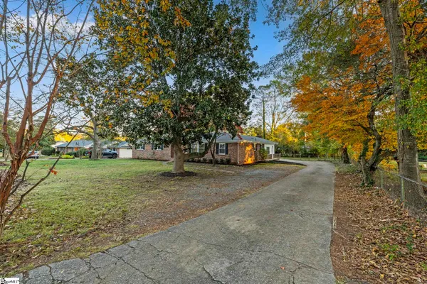 $360,000 | 104 Sunline Place, Spartanburg, SC 29307