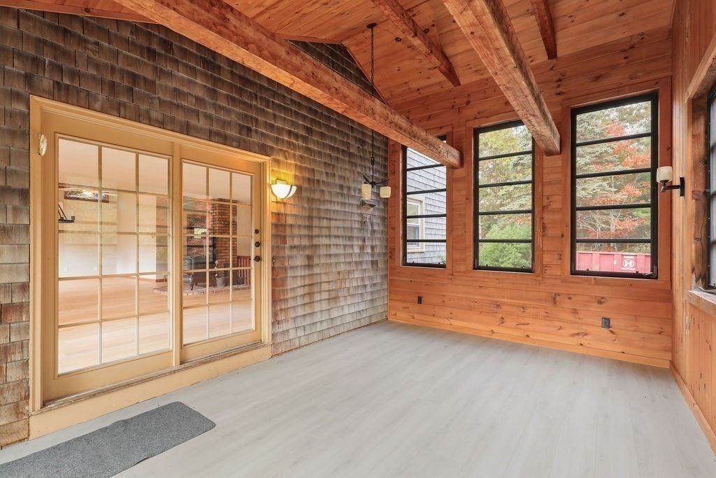 92 Howland Road Lakeville, MA 02347 - Photo 11 of 38 Gallery Image 11