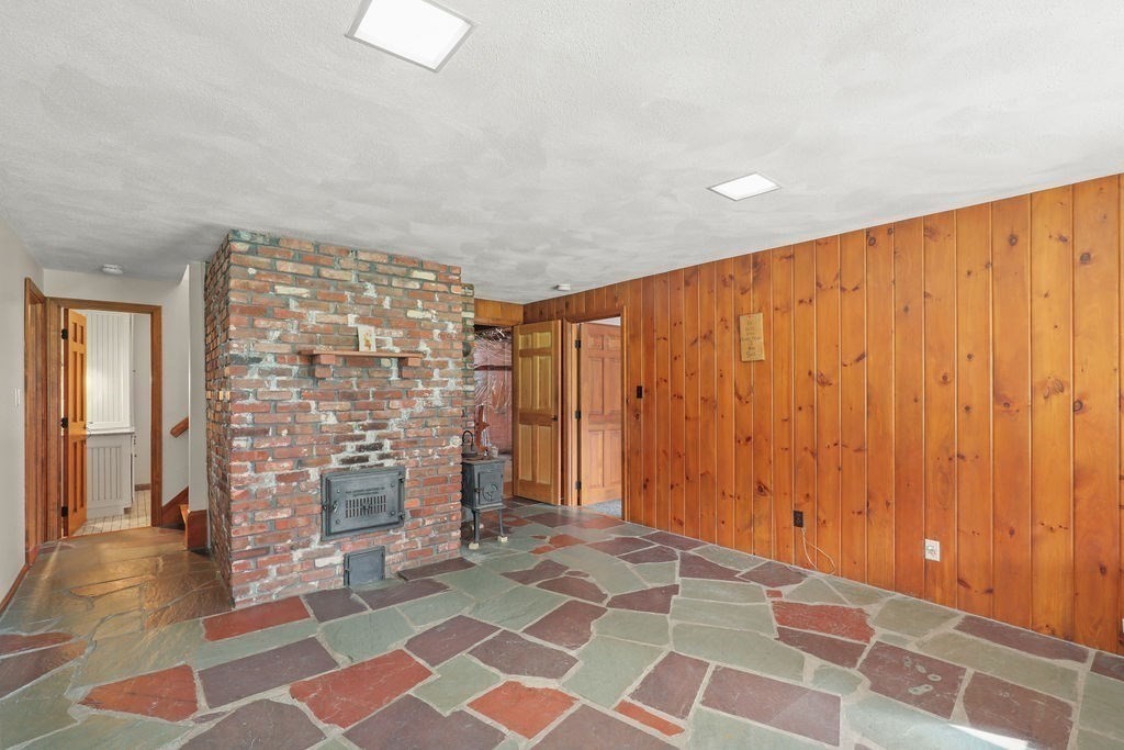 92 Howland Road Lakeville, MA 02347 - Photo 23 of 38 Gallery Image 23