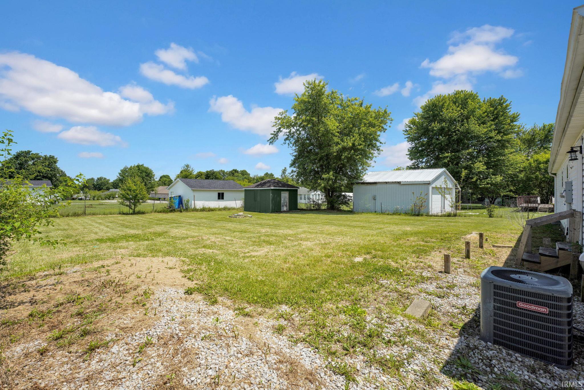 425 Dale Street Mitchell, IN 47446 - Photo 22 of 25