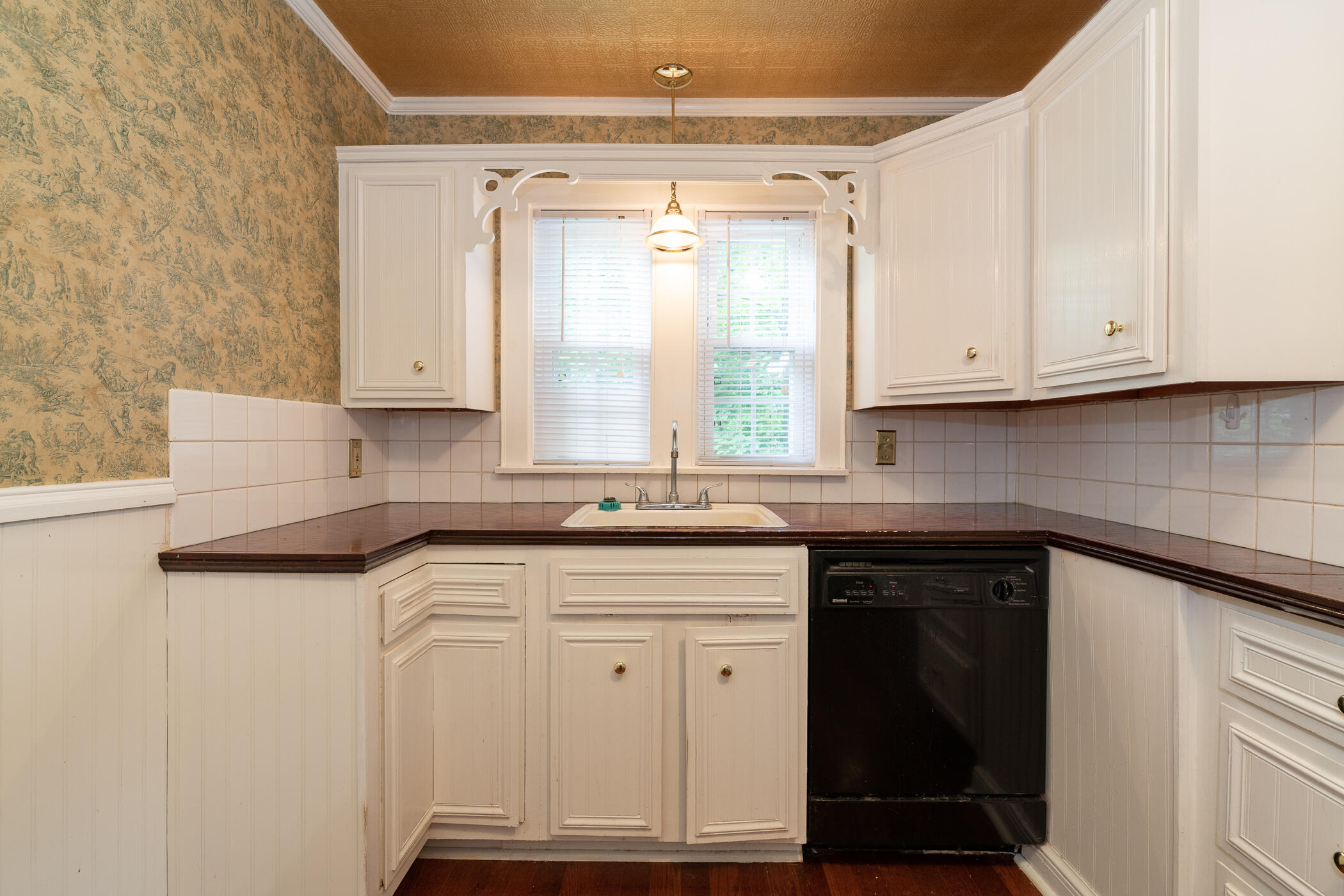 106 Ridgewood Street Kalamazoo, MI 49001 - Photo 23 of 32 106 Ridgewood-22