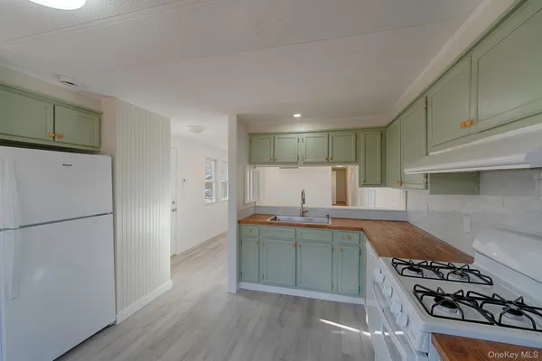 $2,200 | 193 Decker Road, Stanfordville, NY 12581