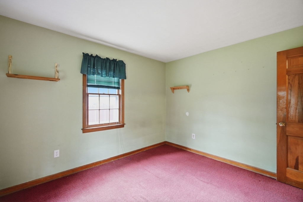 40 West Canton Circle Springfield, MA 01104 - Photo 19 of 25