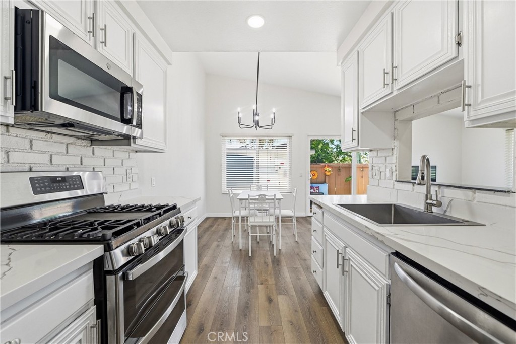 3672 Harbor View Way Oceanside, CA 92056 - Photo 14 of 30
