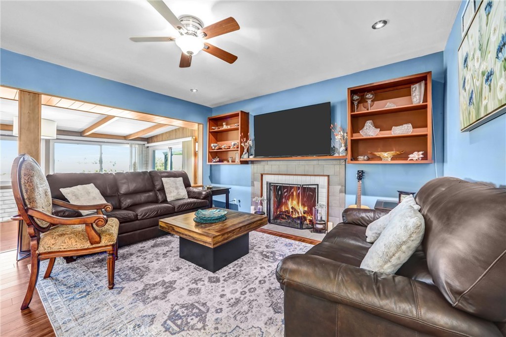 824 Stanford Road Burbank, CA 91504 - Photo 13 of 46